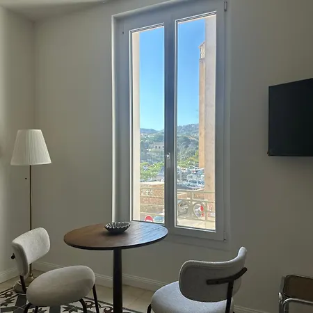 T2, A 150 M De La Apartamento