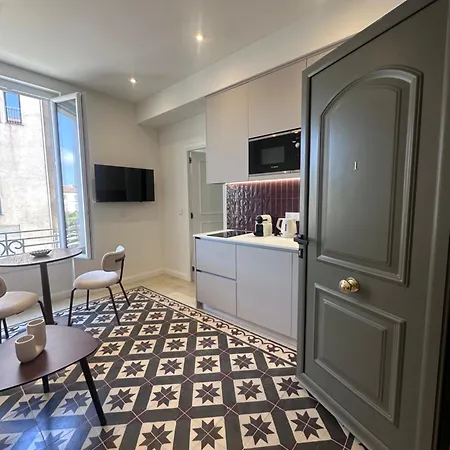 T2, A 150 M De La Apartamento